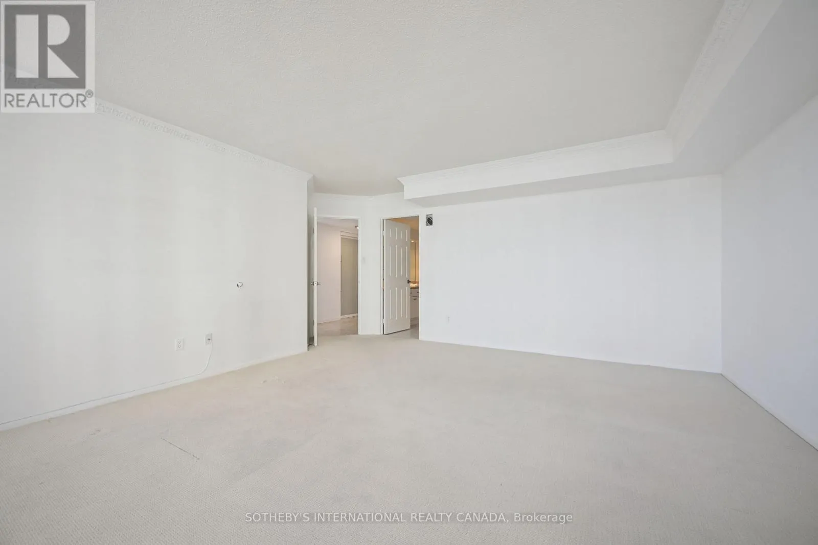 1104 - 130 CARLTON STREET