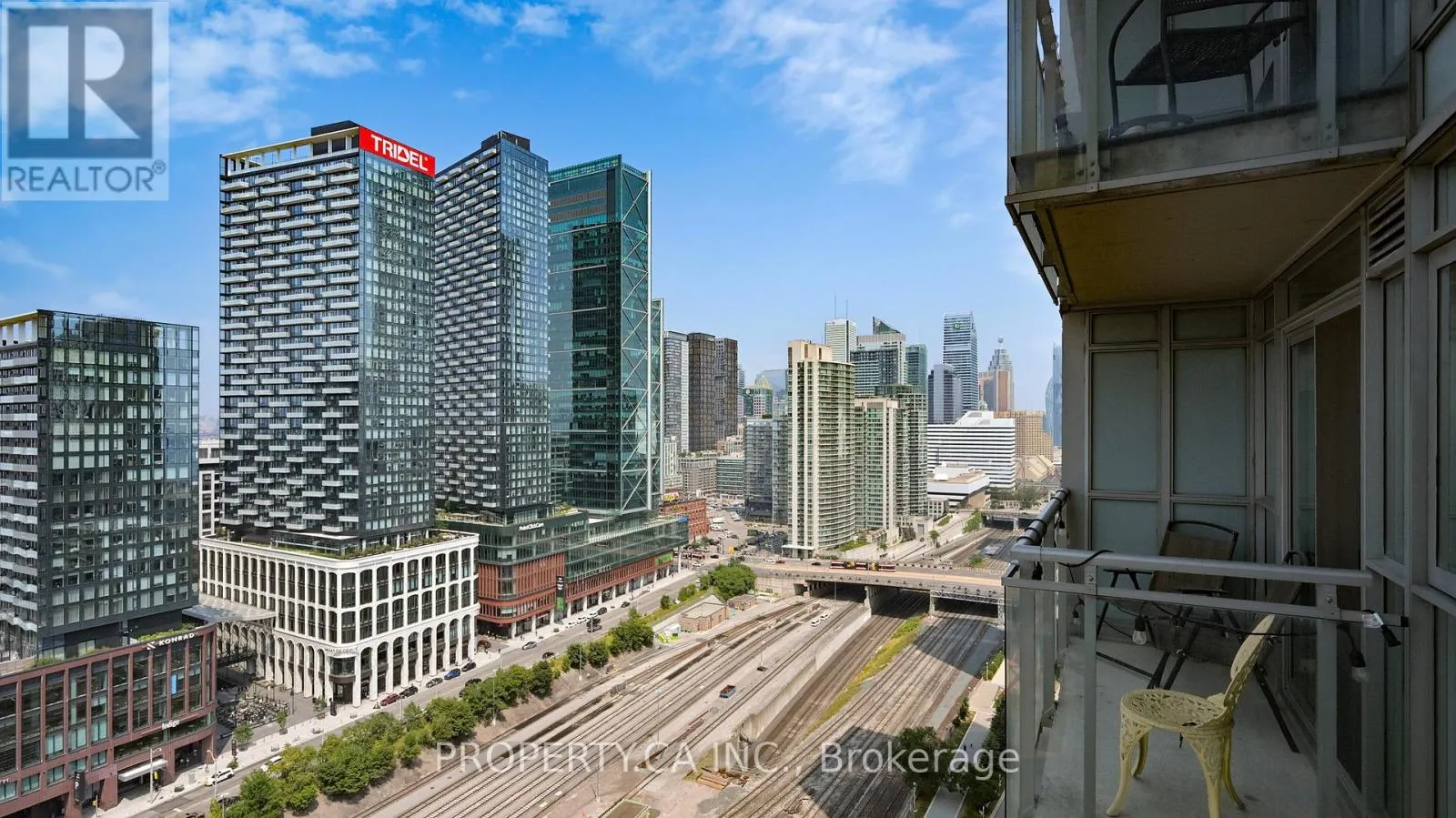 2816 - 15 ICEBOAT TERRACE