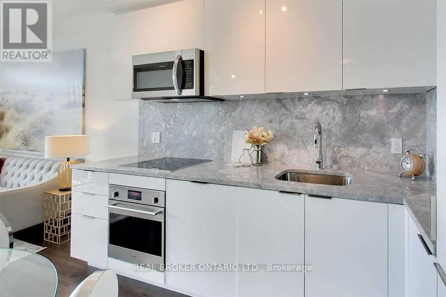 603 - 223 ST. CLAIR AVENUE W