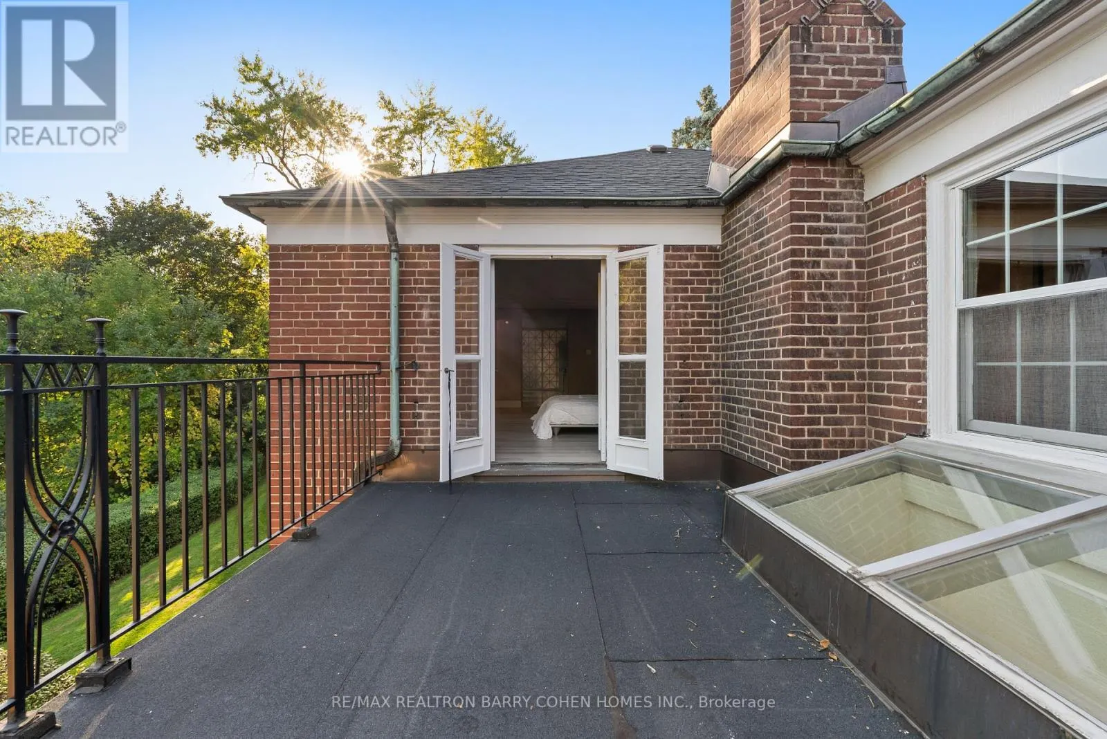 7 ALDERBROOK DRIVE
