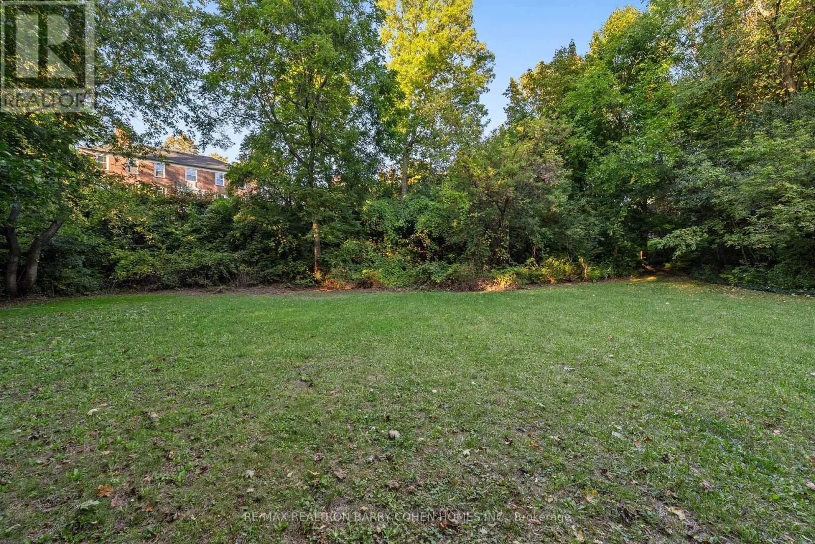 7 ALDERBROOK DRIVE