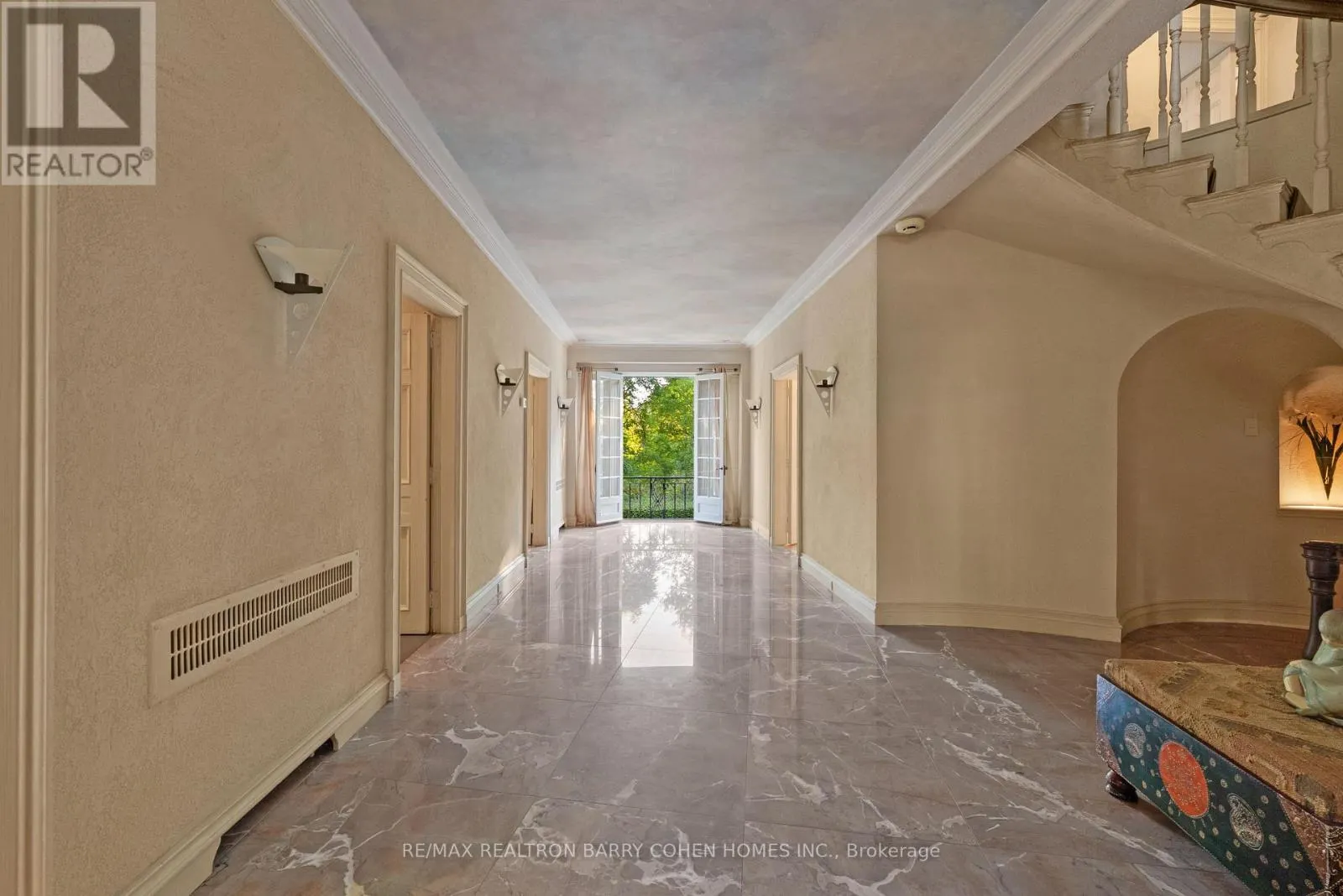 7 ALDERBROOK DRIVE