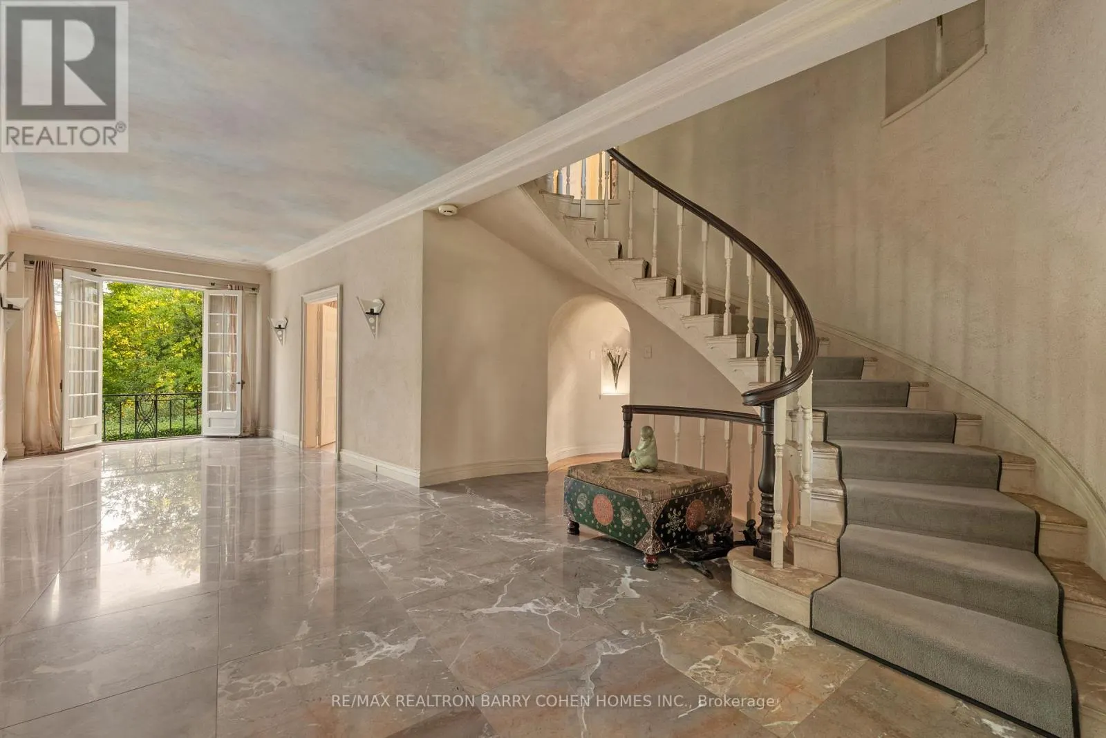 7 ALDERBROOK DRIVE