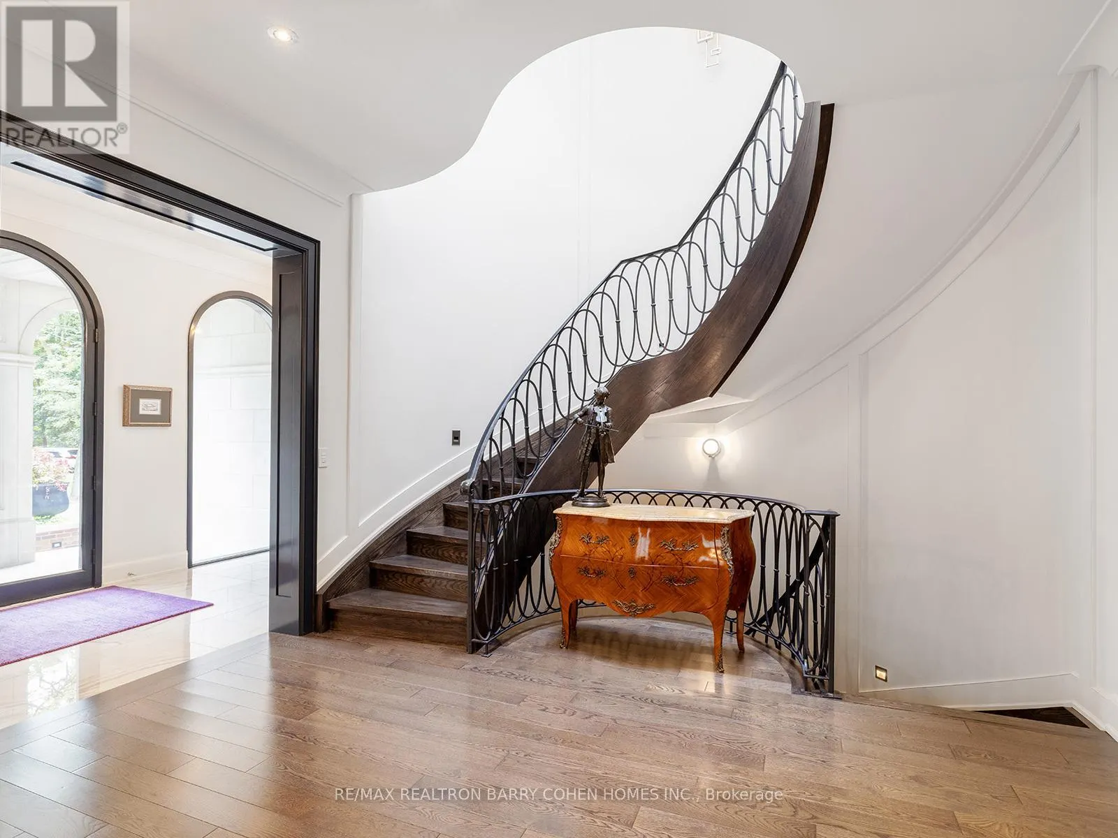 125 SANDRINGHAM DRIVE
