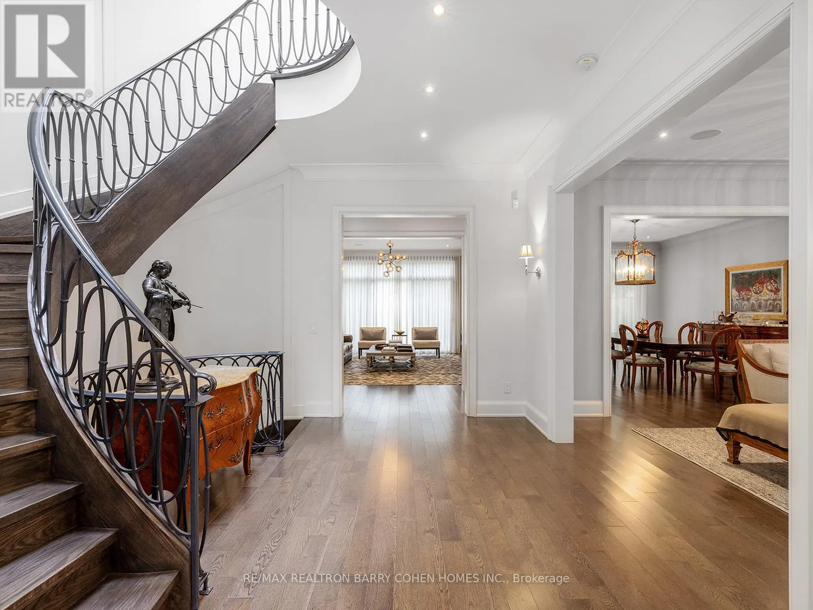 125 SANDRINGHAM DRIVE
