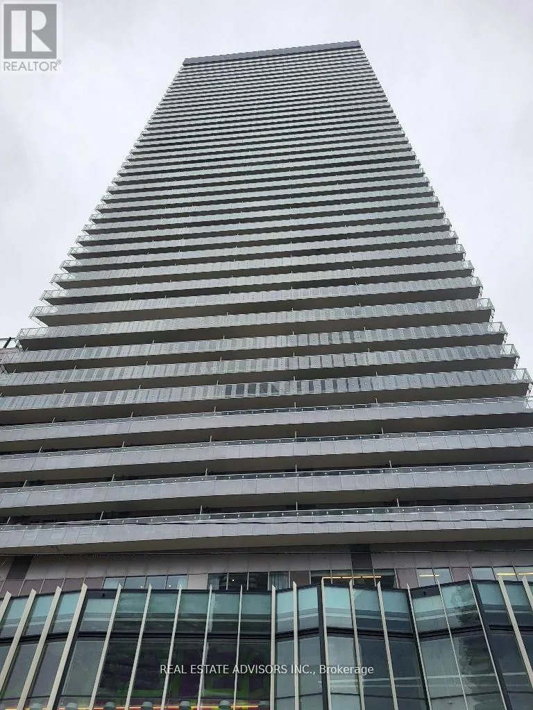 1812 - 15 LOWER JARVIS STREET