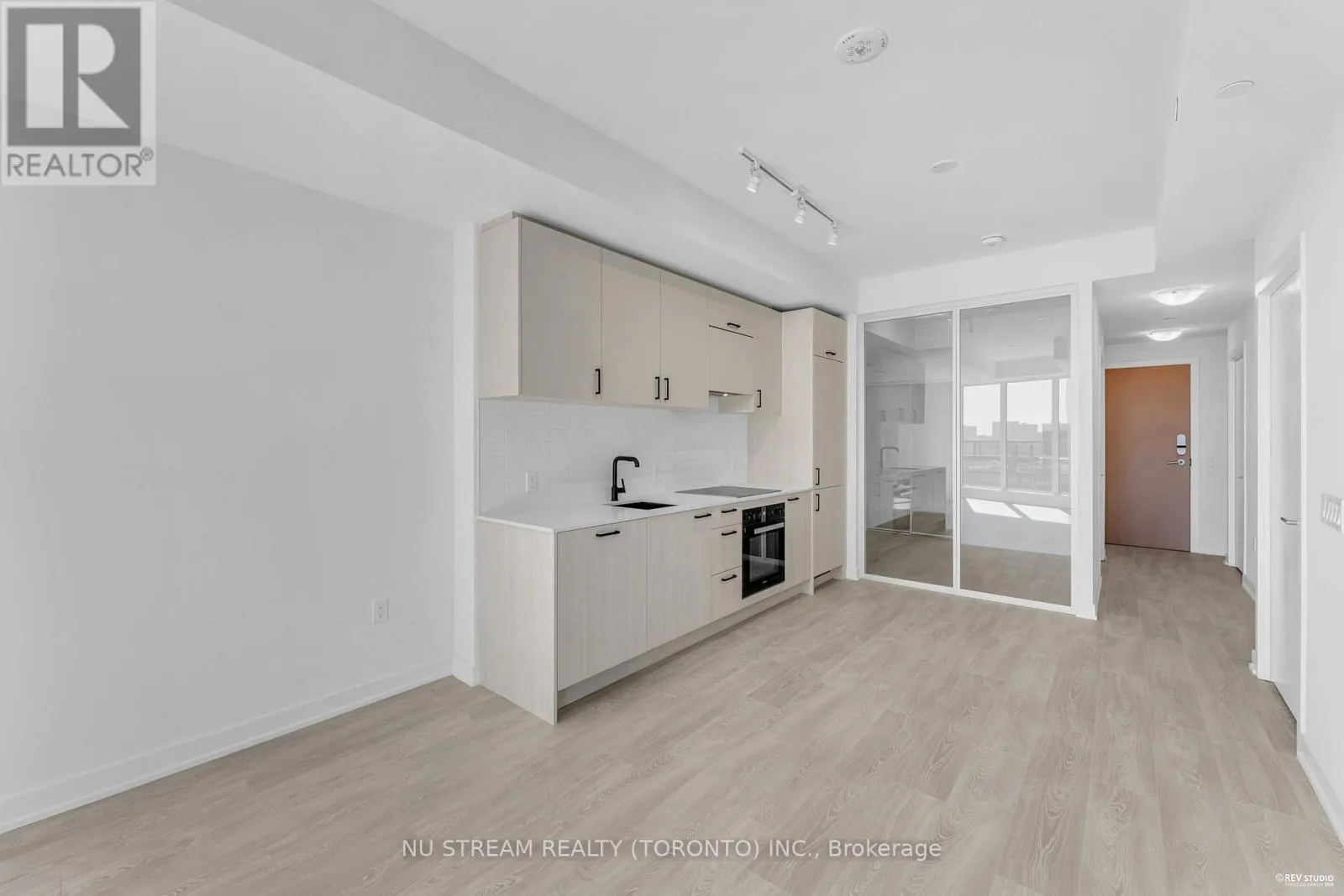 503 - 1 KYLE LOWRY ROAD