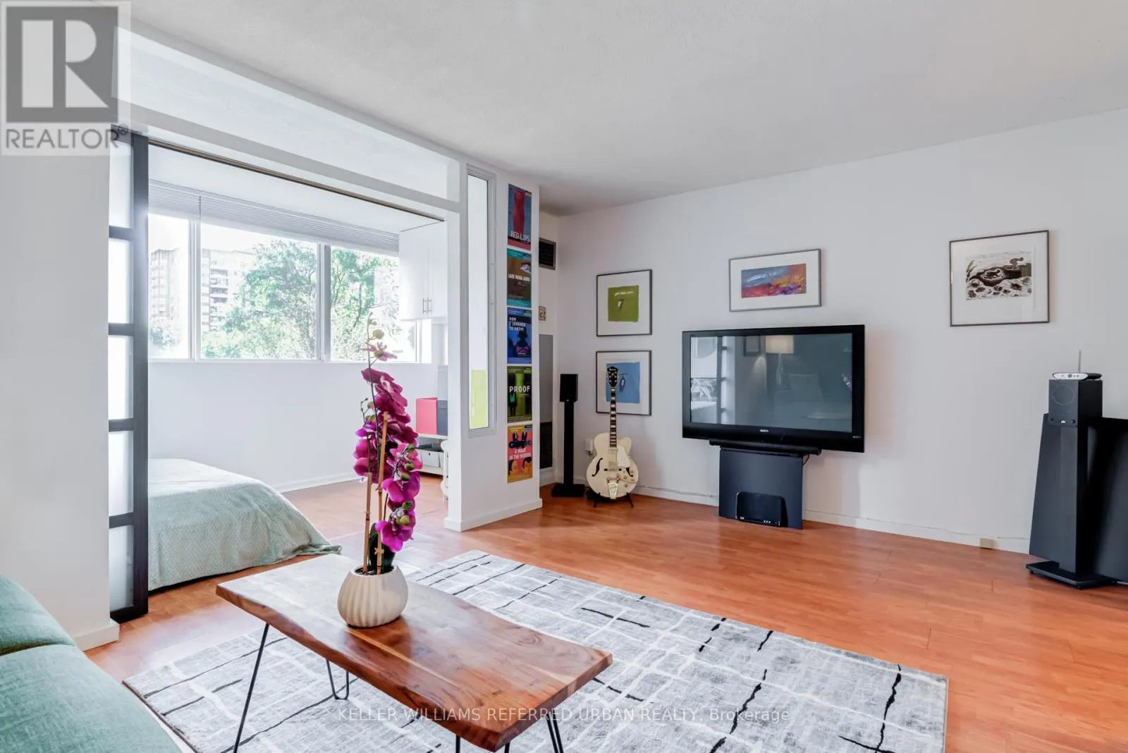 332 - 60 HOMEWOOD AVENUE