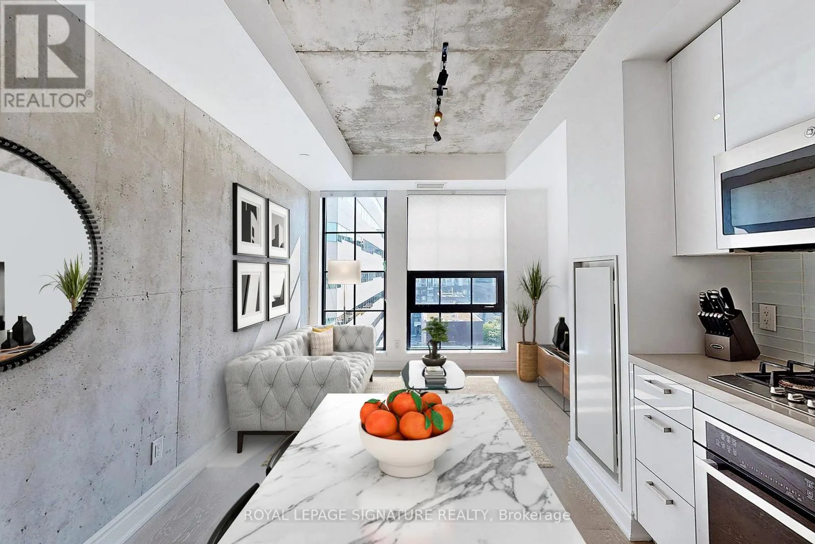 1007 - 608 RICHMOND STREET W