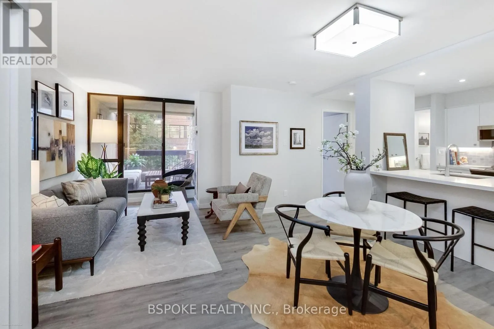 204 - 105 MCCAUL STREET