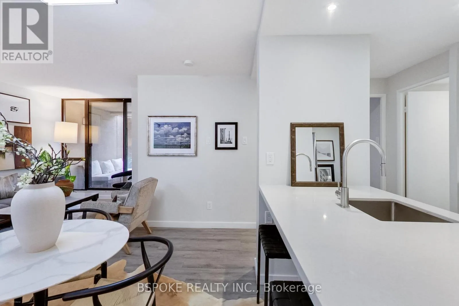 204 - 105 MCCAUL STREET