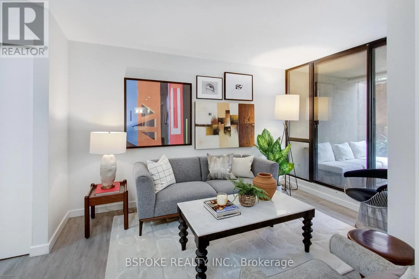 204 - 105 MCCAUL STREET