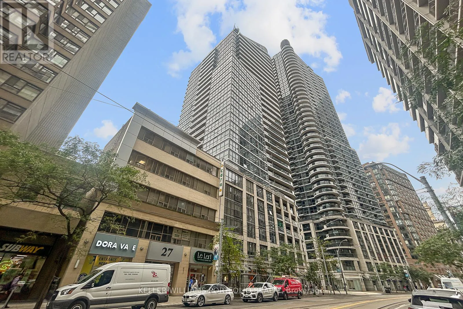 327 - 25 CARLTON STREET