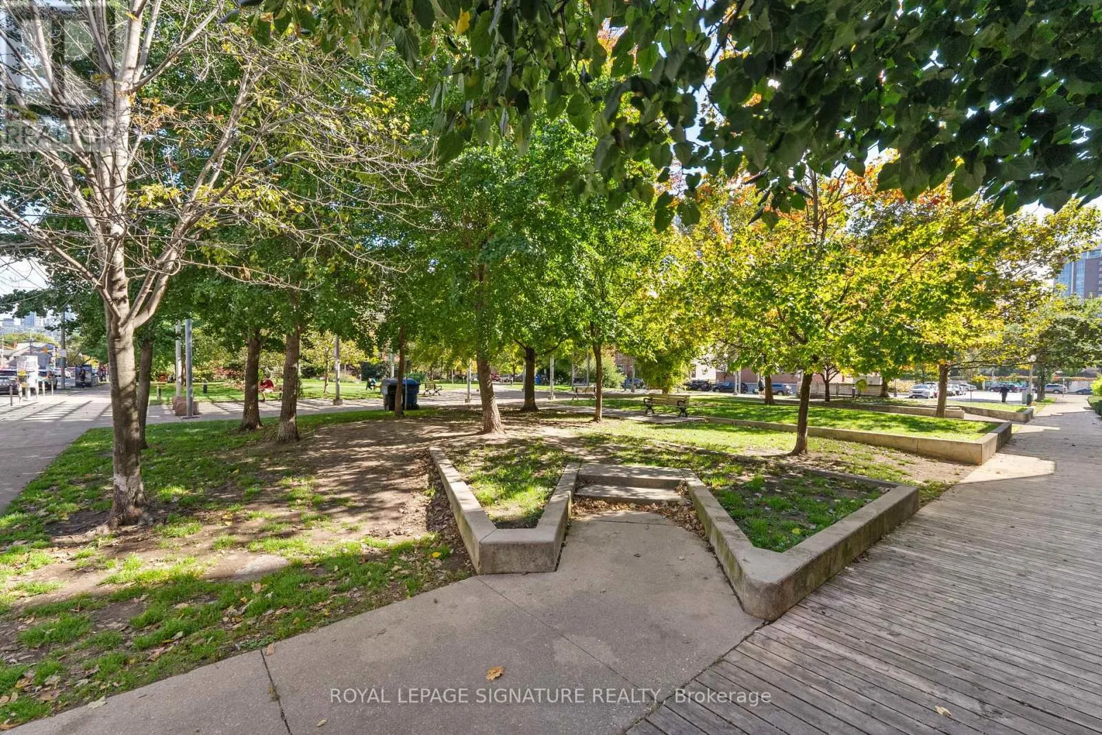 610 - 1005 KING STREET W