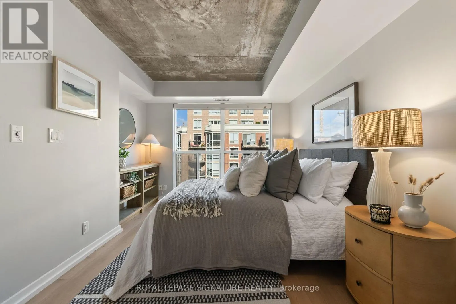 610 - 1005 KING STREET W