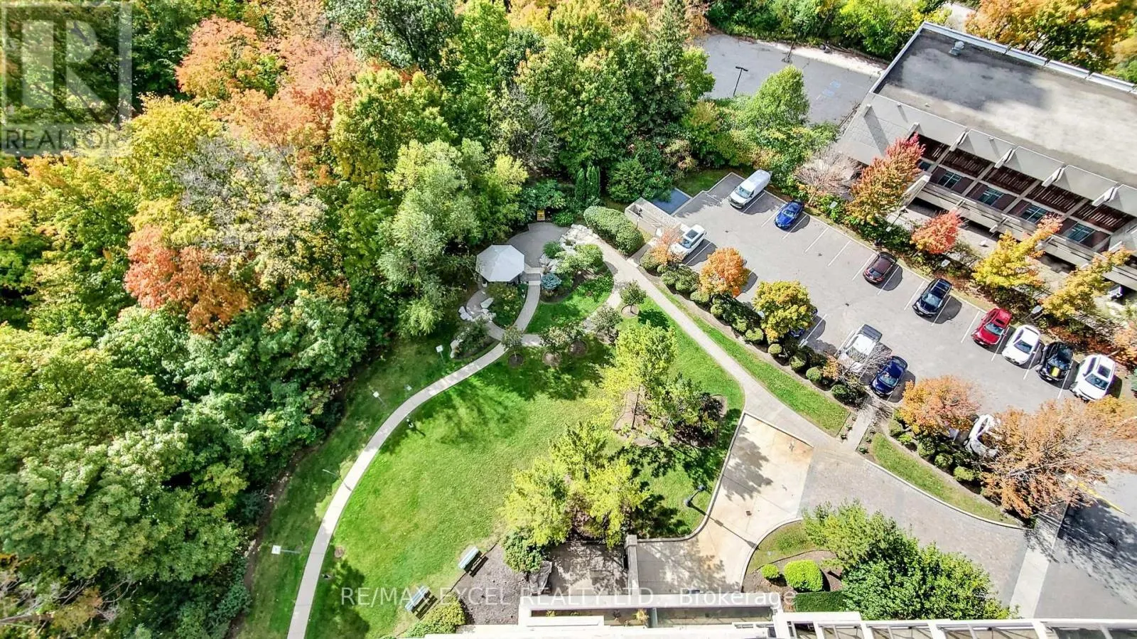 1204 - 135 WYNFORD DRIVE