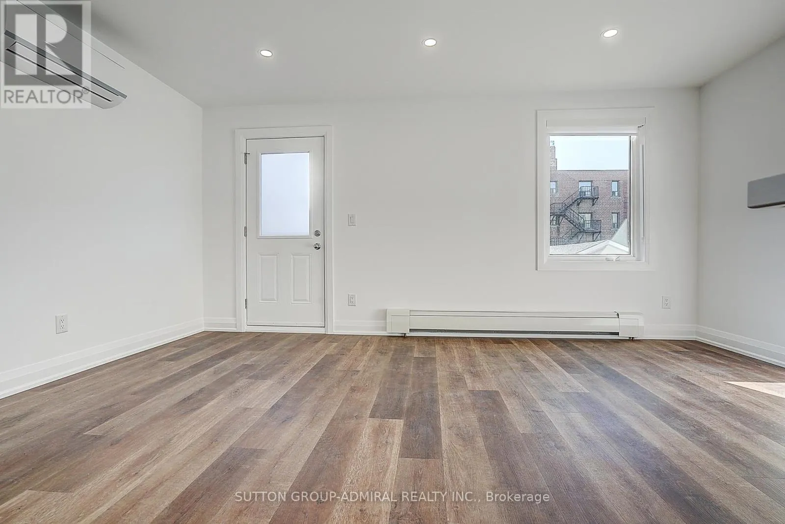 2 - 166 VAUGHAN ROAD