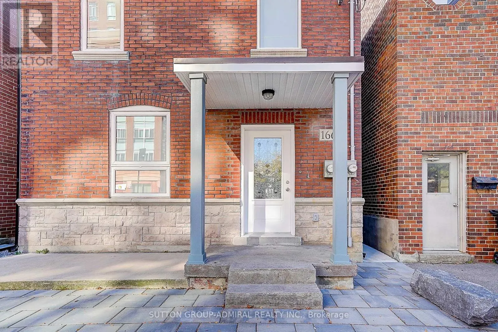2 - 166 VAUGHAN ROAD