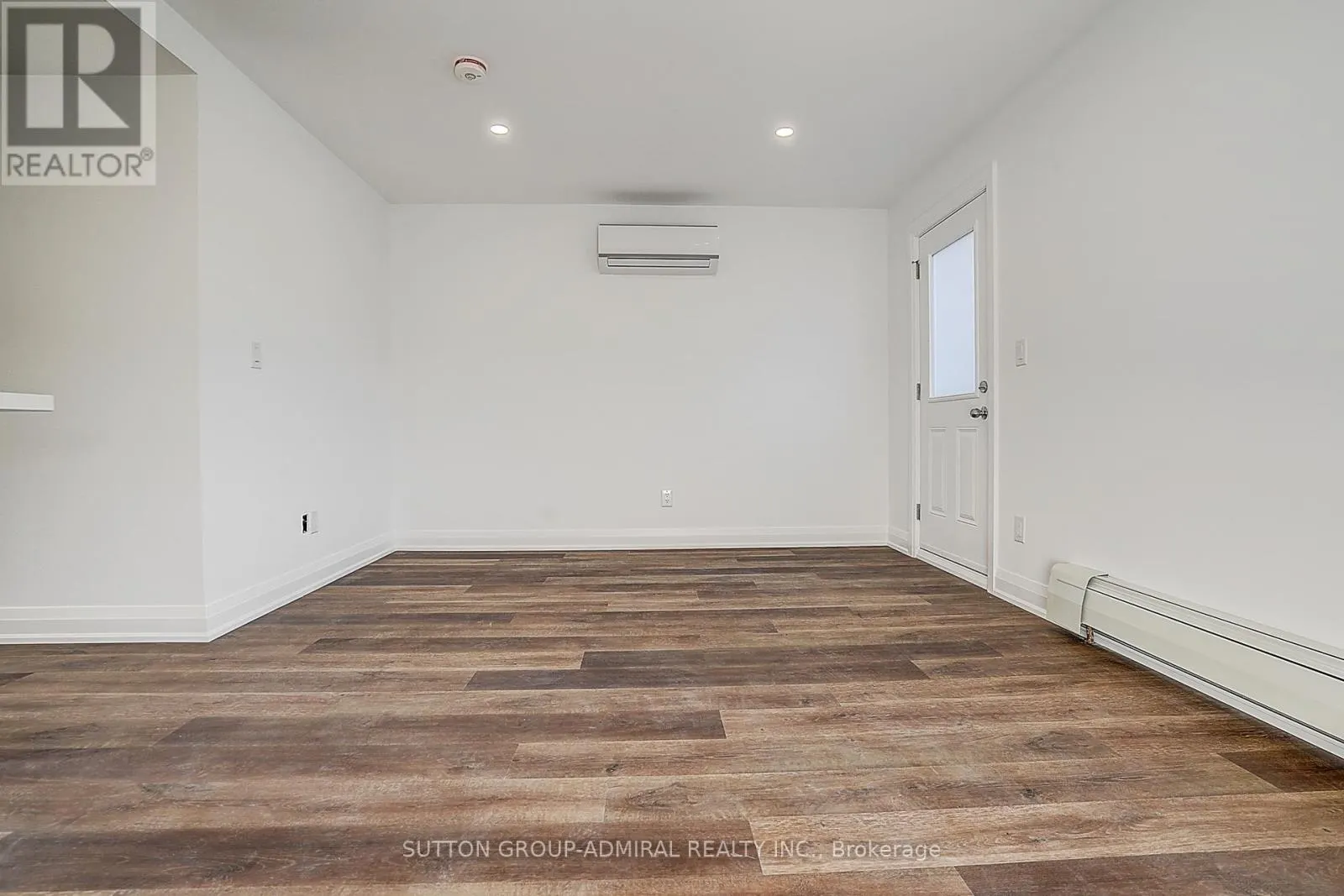 2 - 166 VAUGHAN ROAD