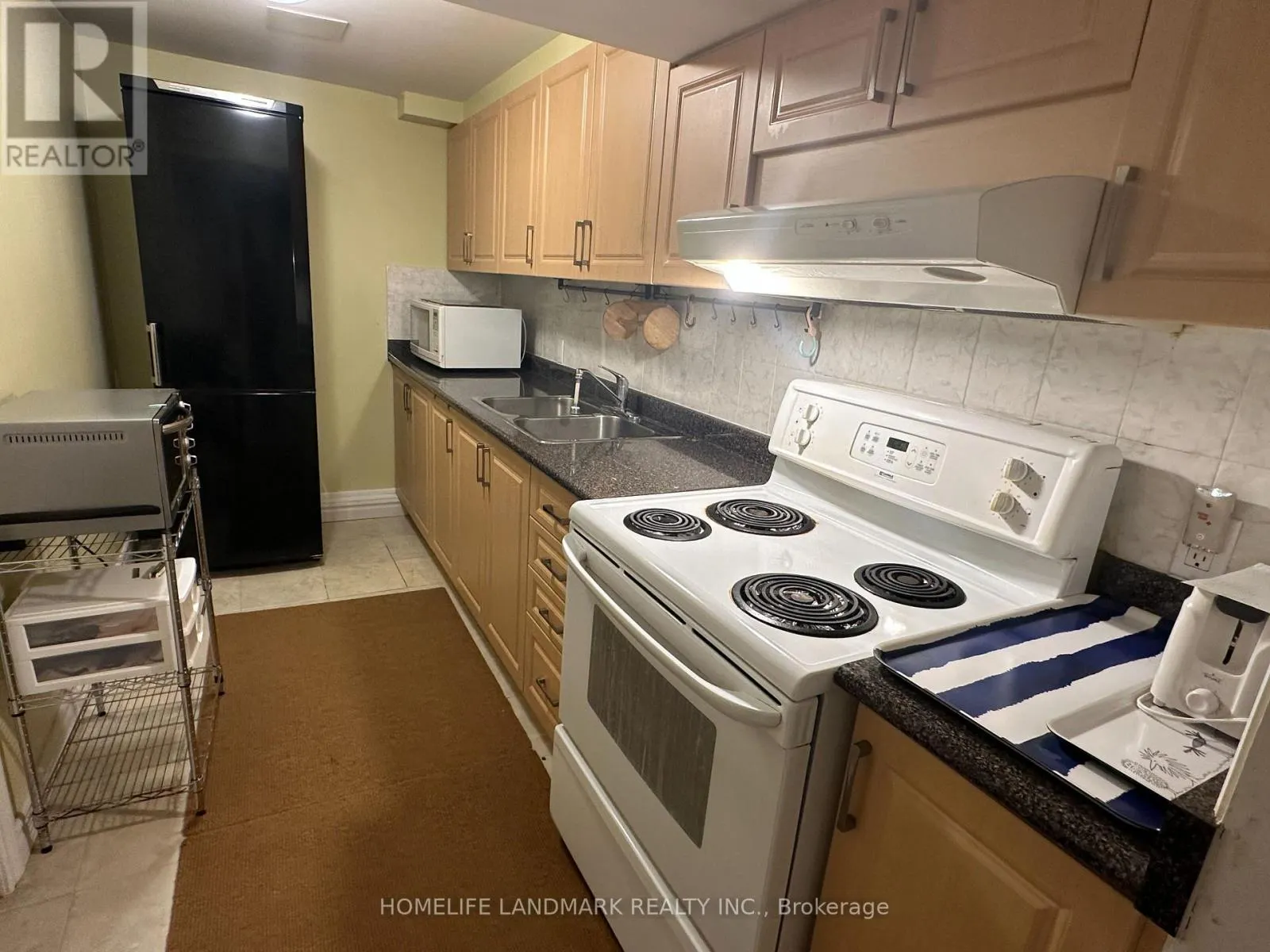 10 BLITHFIELD AVENUE