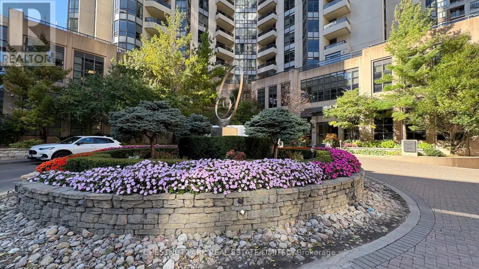 TH3 - 500 DORIS AVENUE