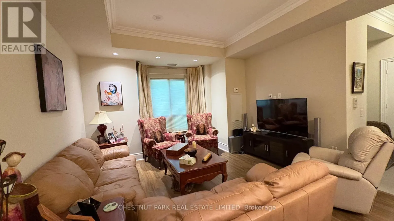 TH3 - 500 DORIS AVENUE