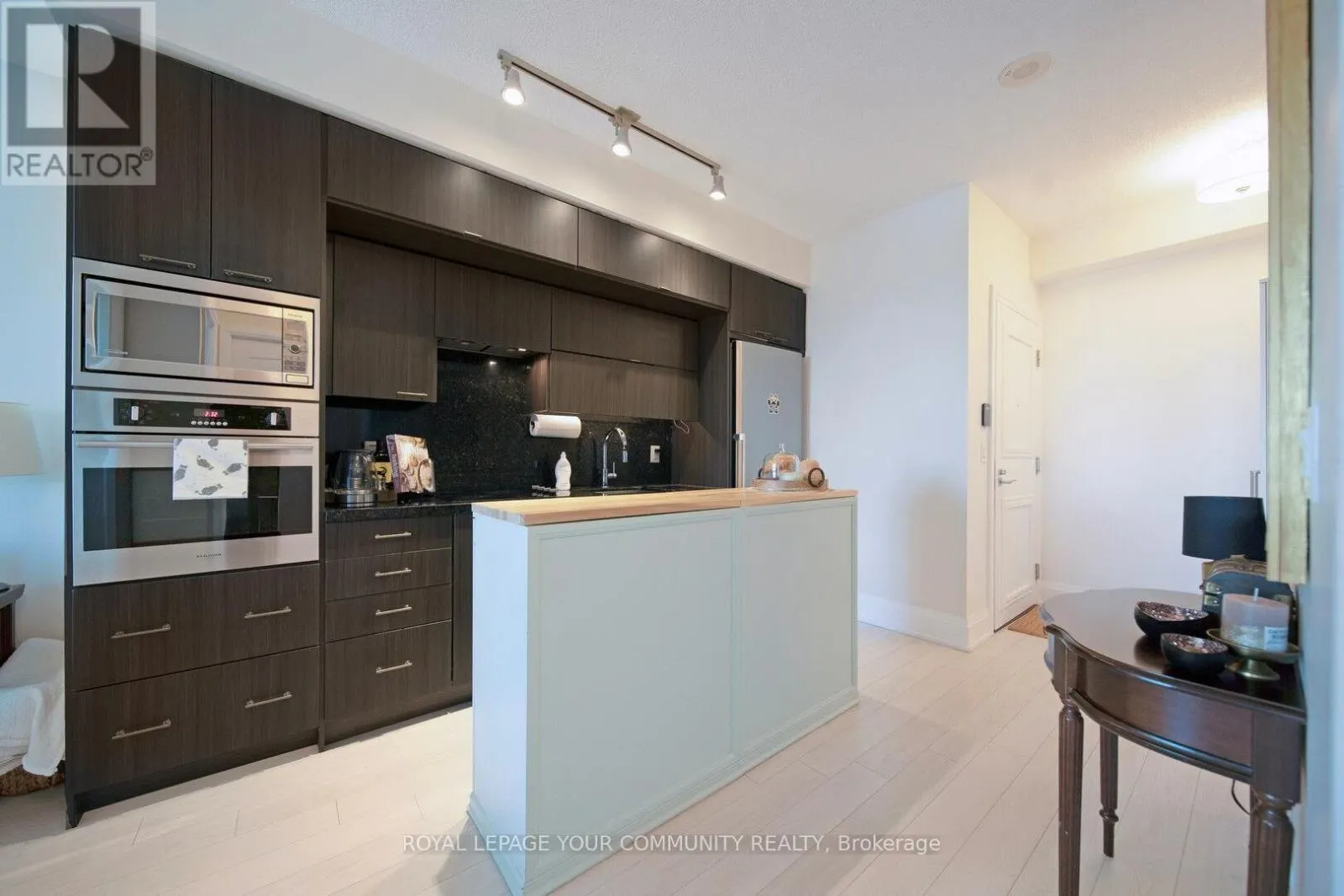 1129 - 120 HARRISON GARDEN BOULEVARD