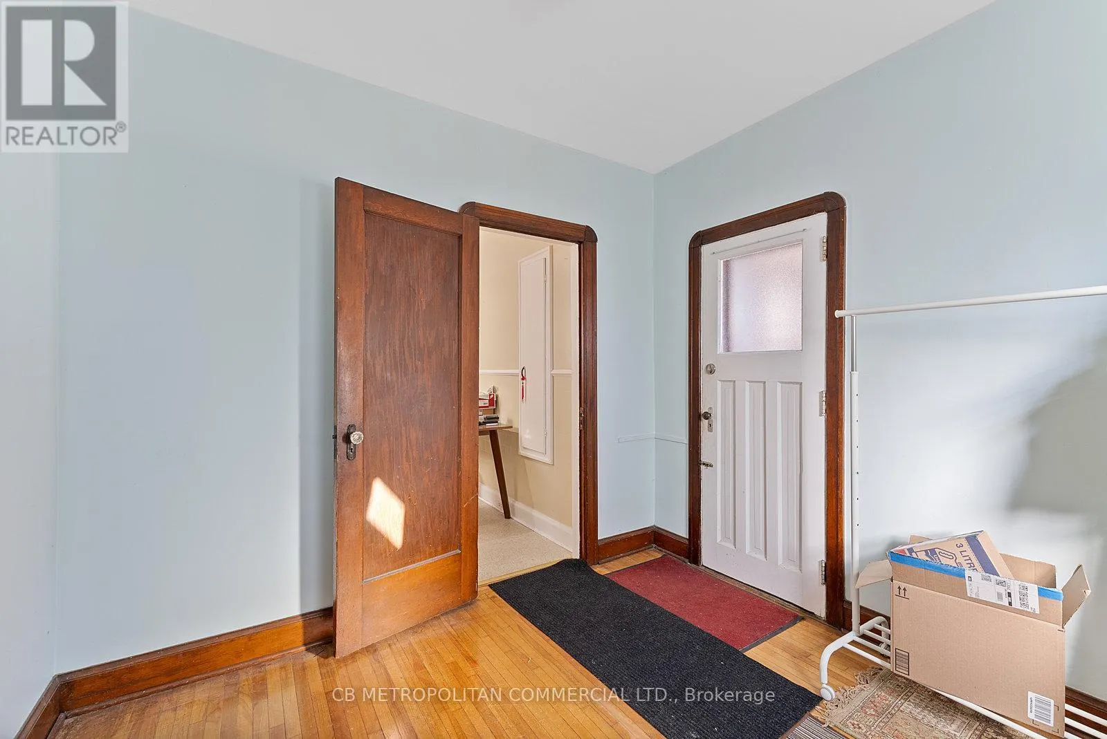 17 AUGUSTA AVENUE