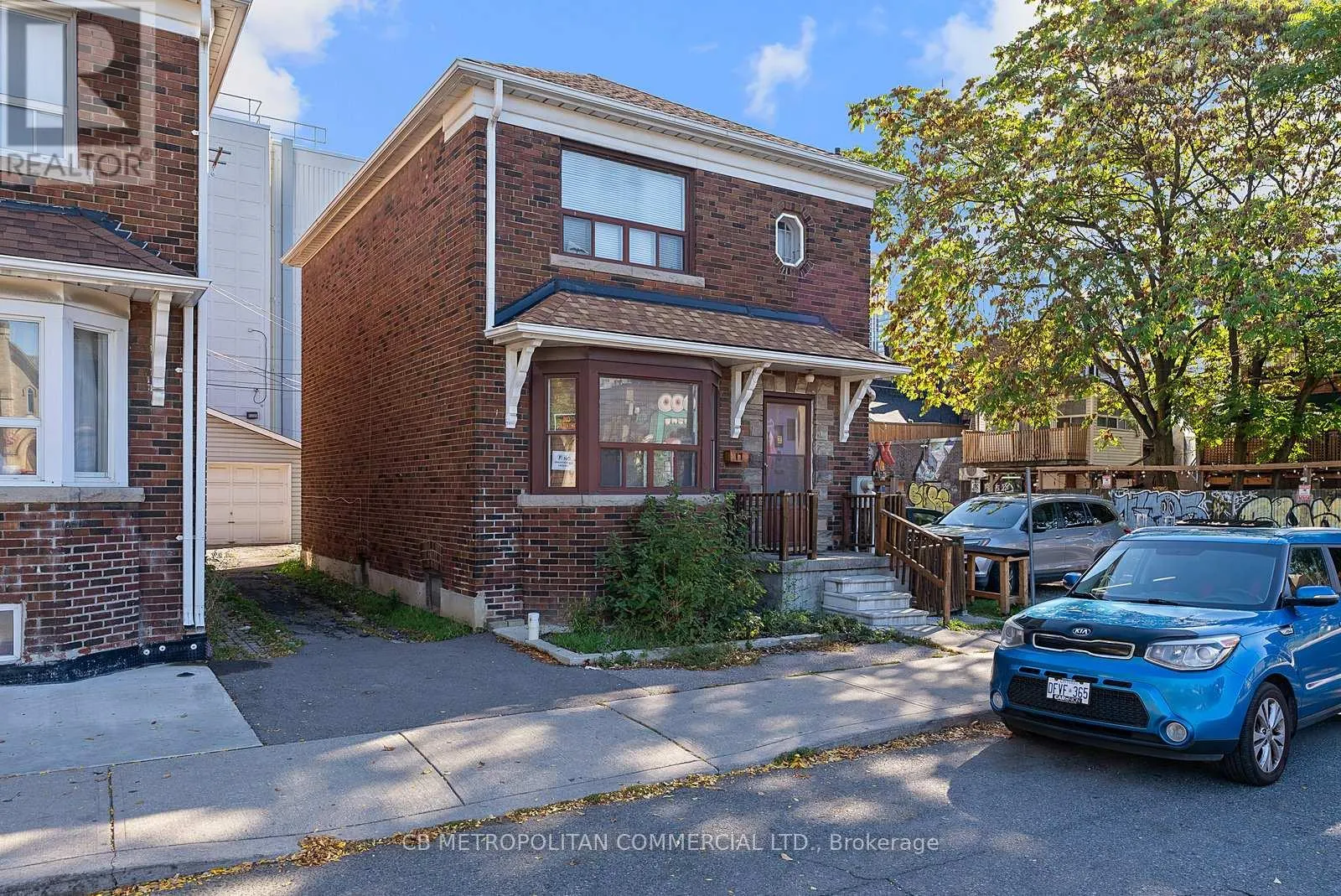 17 AUGUSTA AVENUE