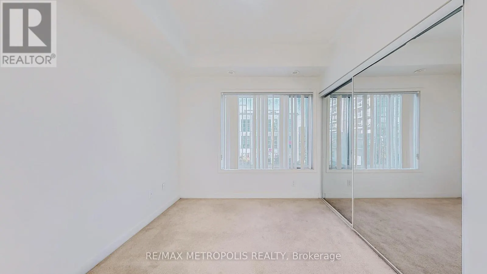 310 - 20 ORCHID COURT