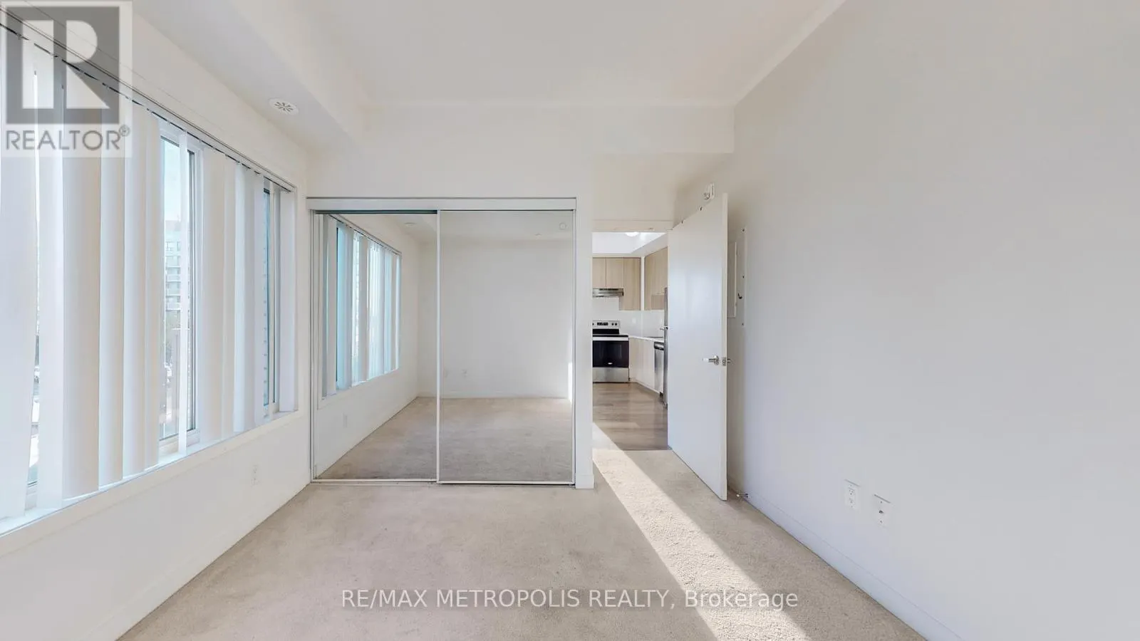 310 - 20 ORCHID COURT