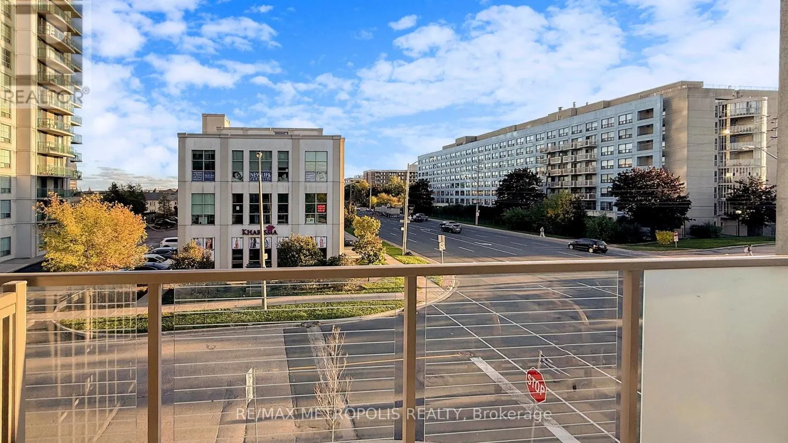 310 - 20 ORCHID COURT