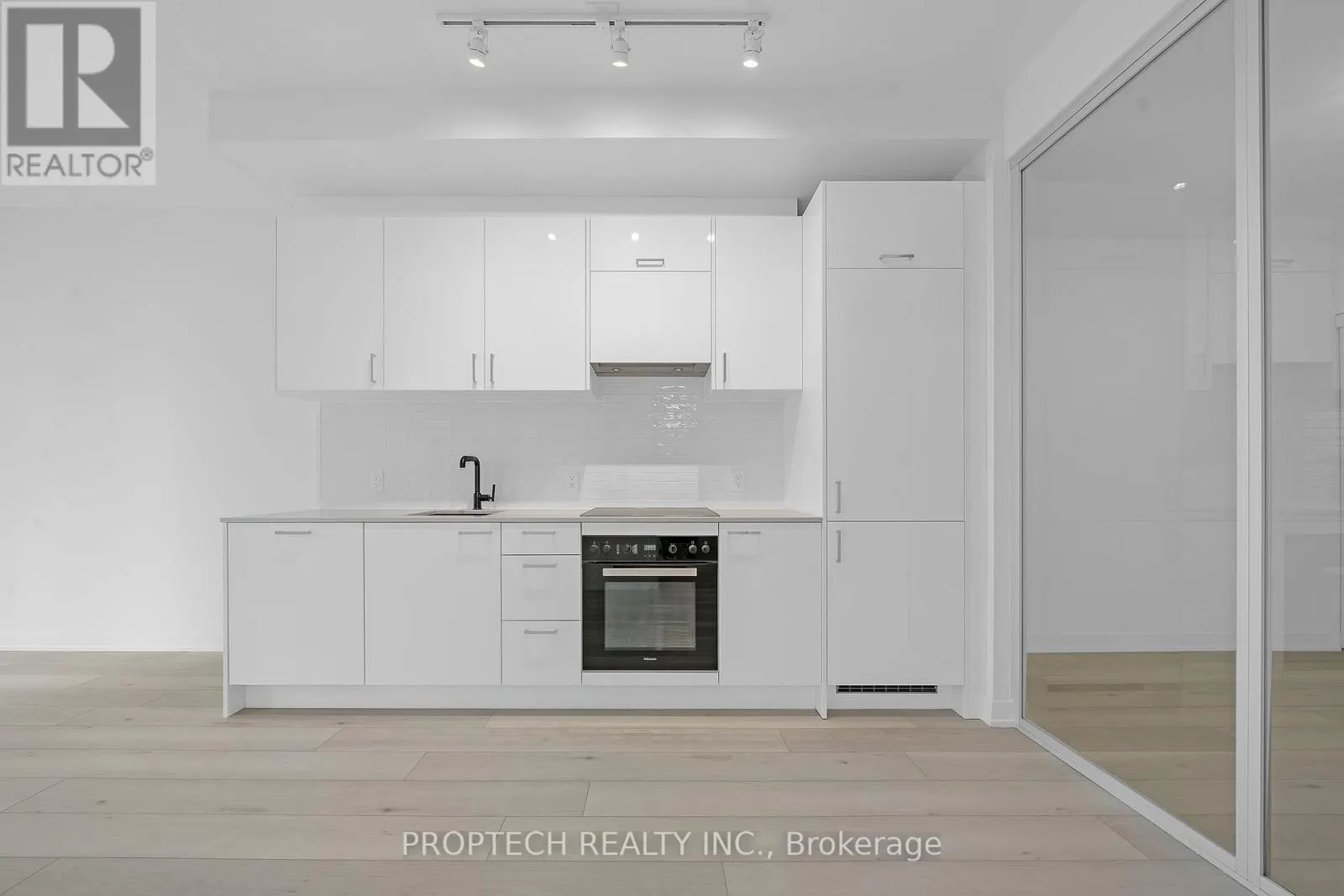 603 - 1 KYLE LOWRY ROAD