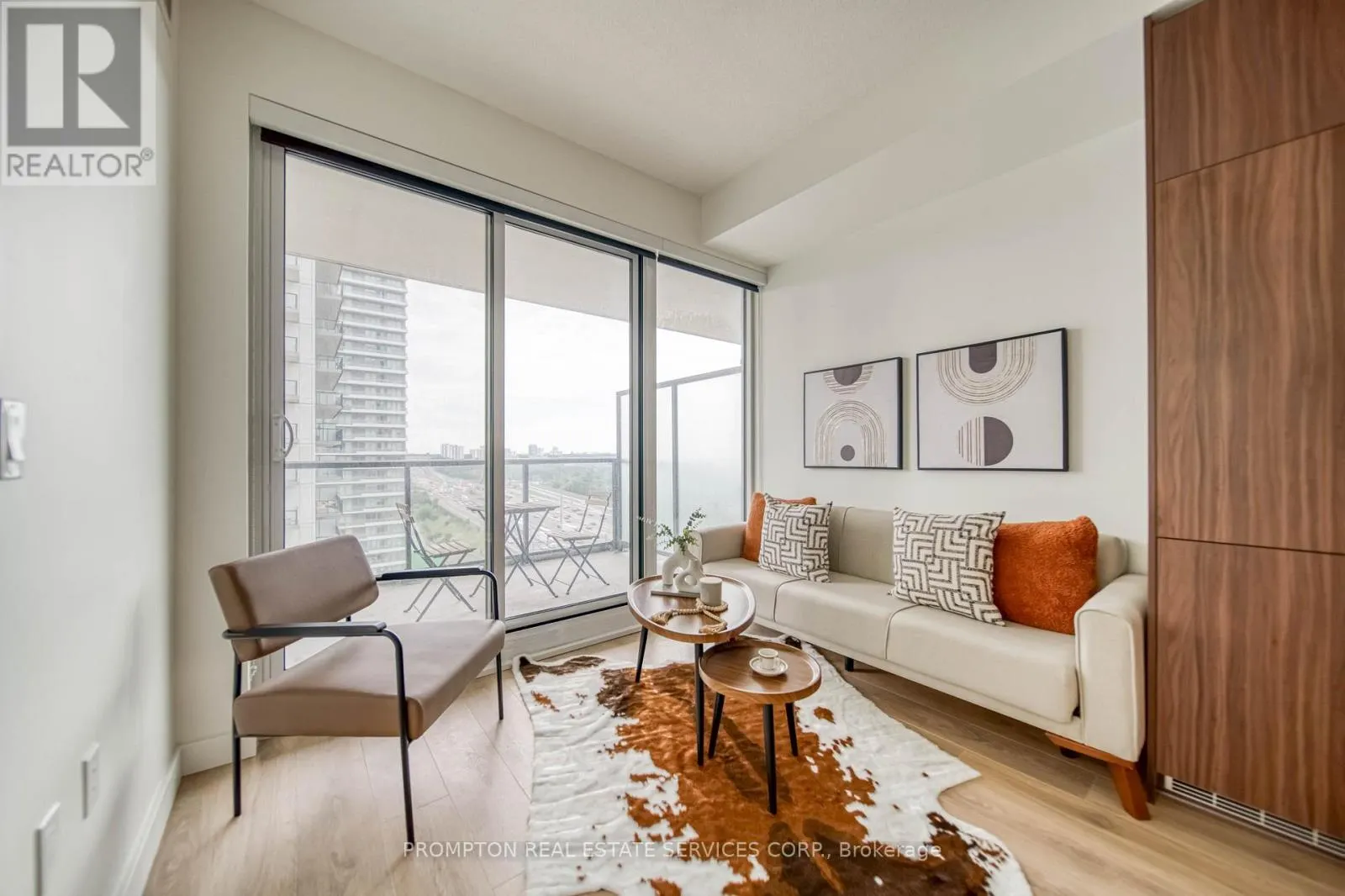1515 - 85 MCMAHON DRIVE