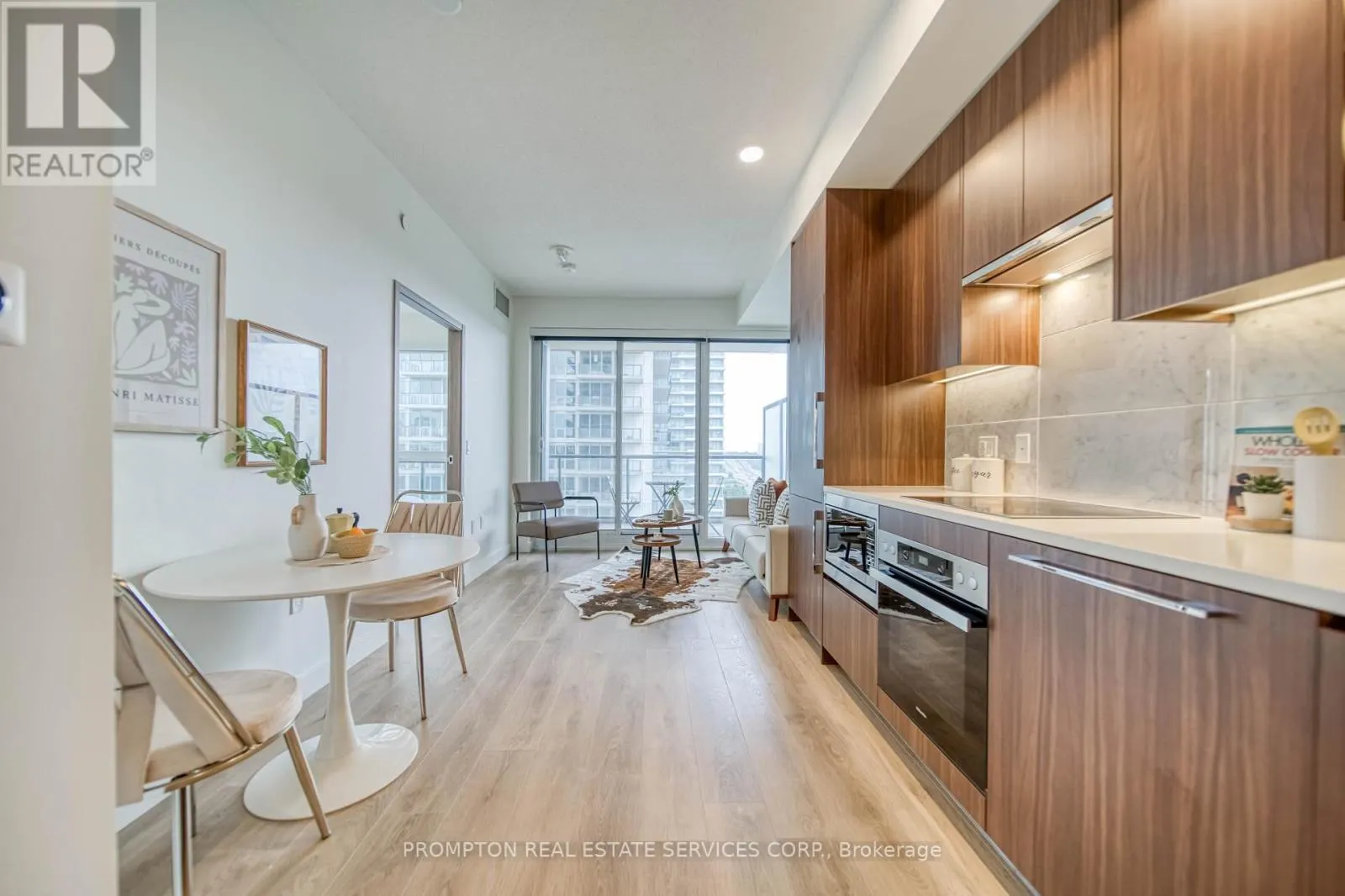 1515 - 85 MCMAHON DRIVE