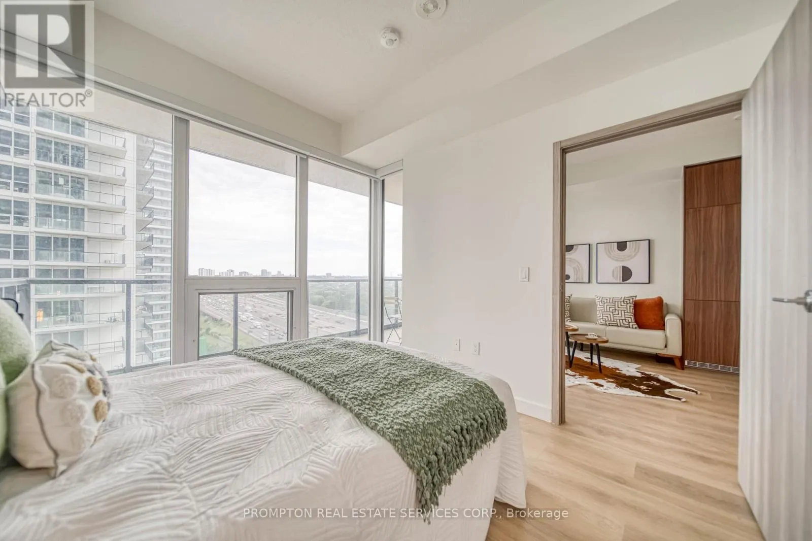 1515 - 85 MCMAHON DRIVE