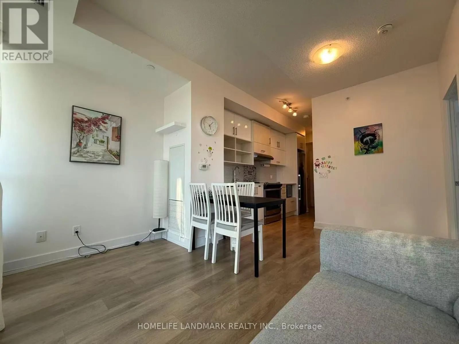 1108 - 128 FAIRVIEW MALL DRIVE