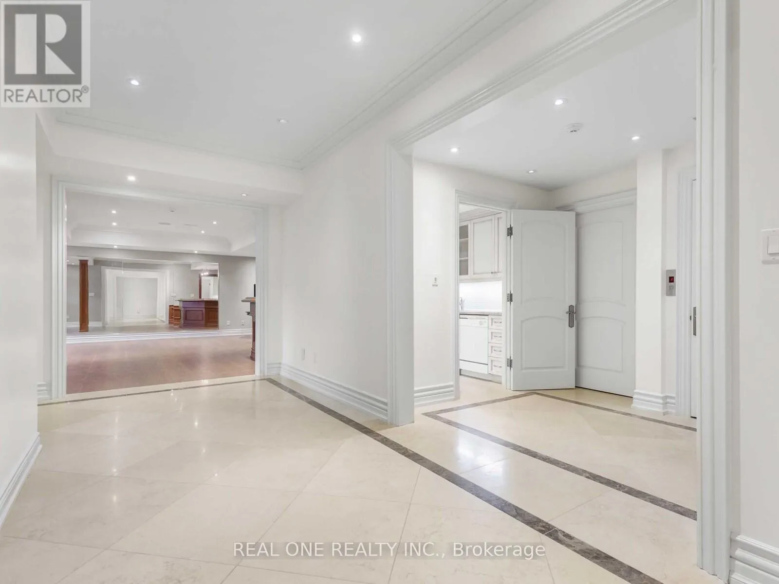25 DEMPSEY CRESCENT
