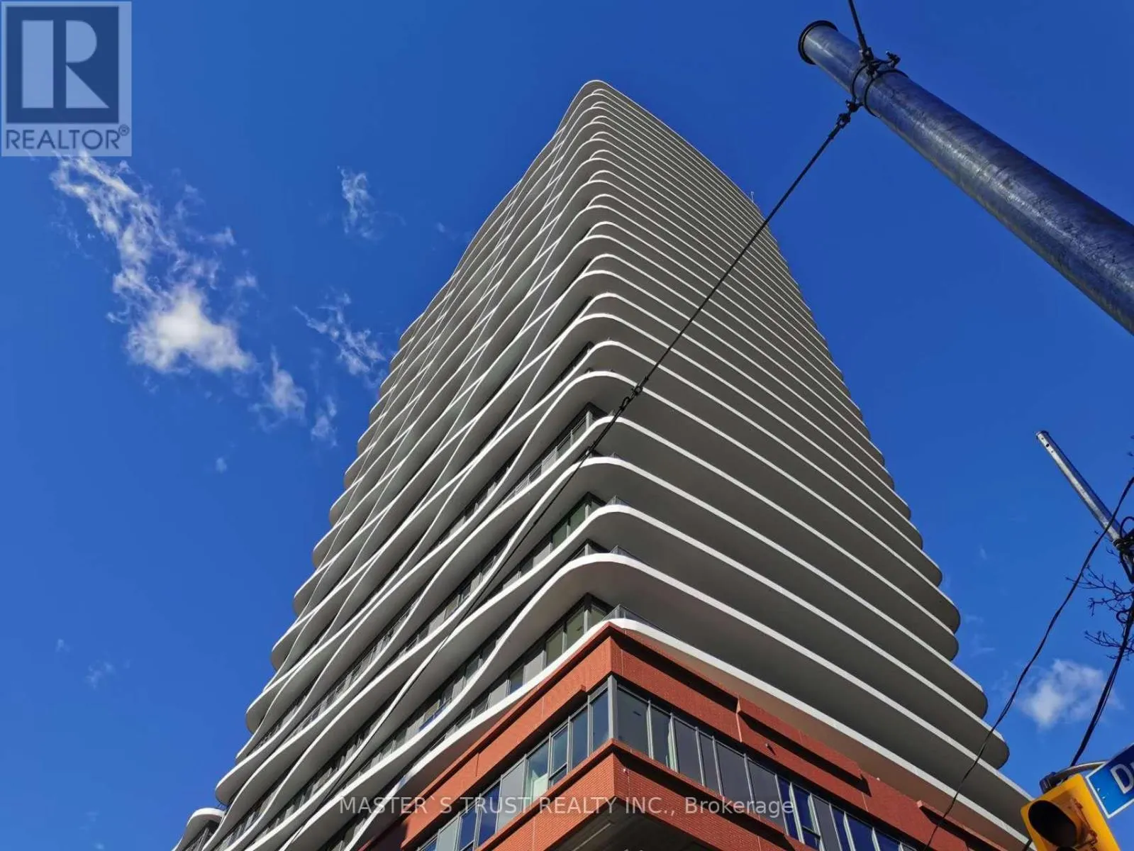 803 - 280 DUNDAS STREET W