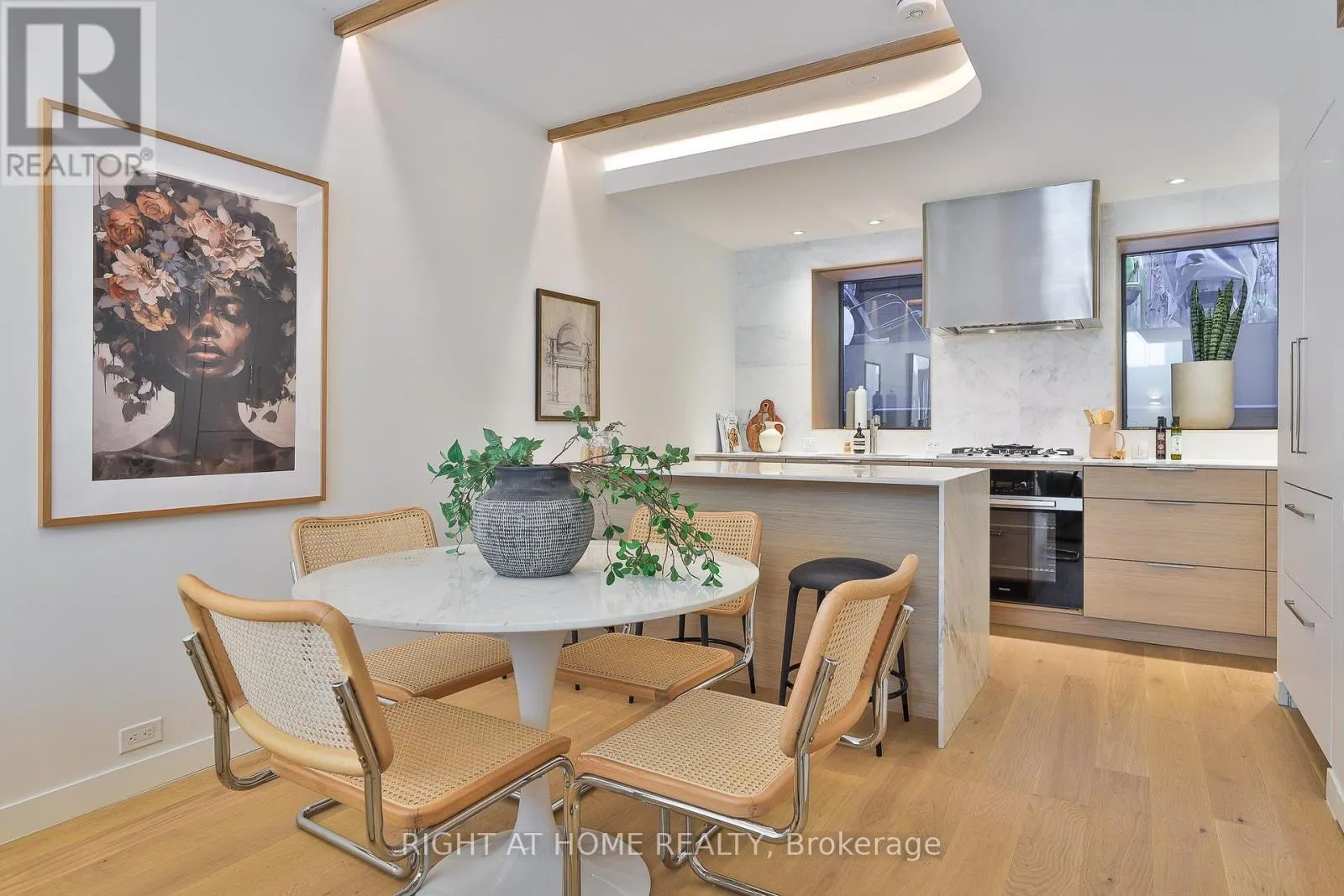GARDEN HOME 6 - 225 BRUNSWICK AVENUE