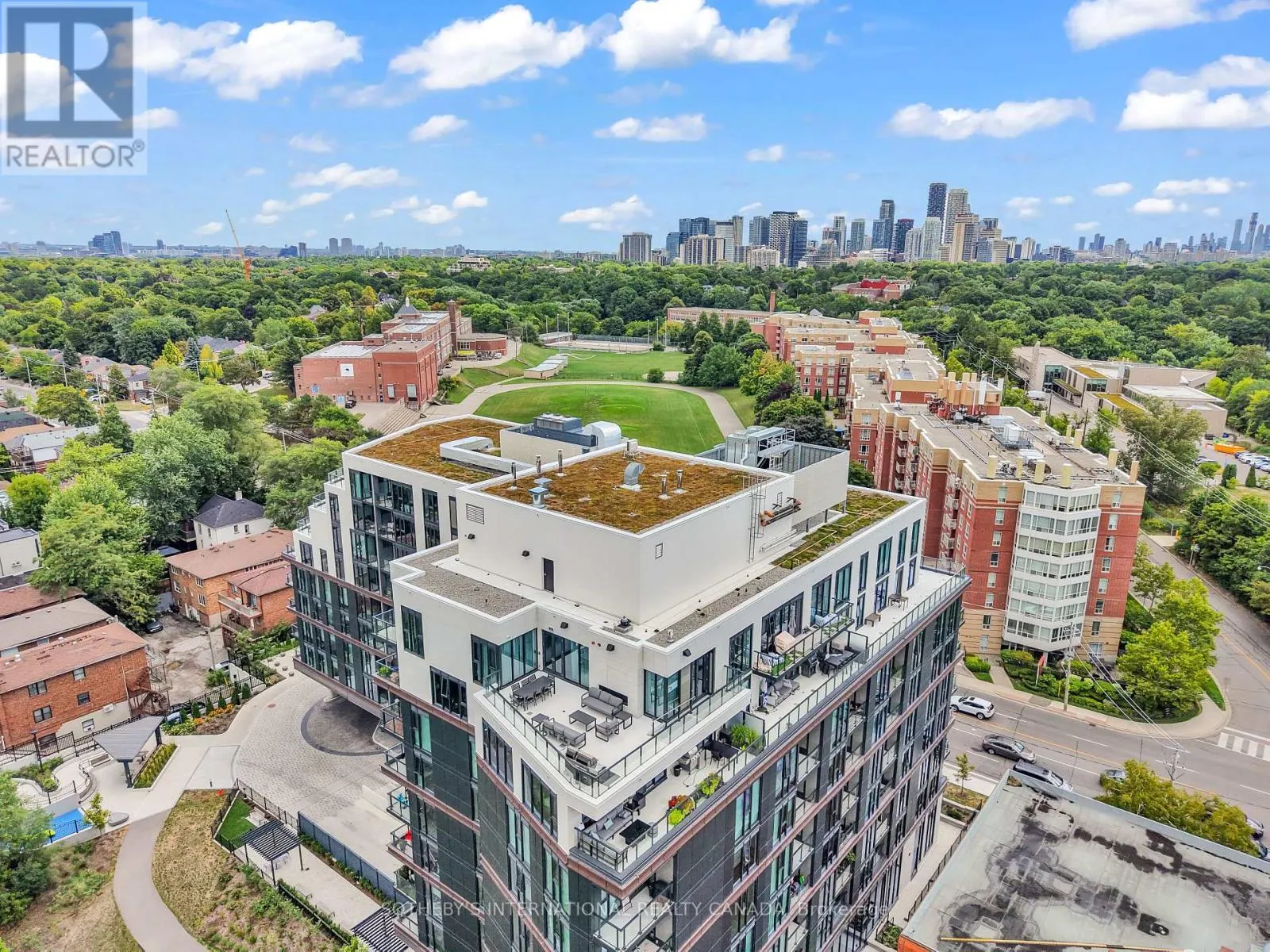 505 - 250 LAWRENCE AVENUE