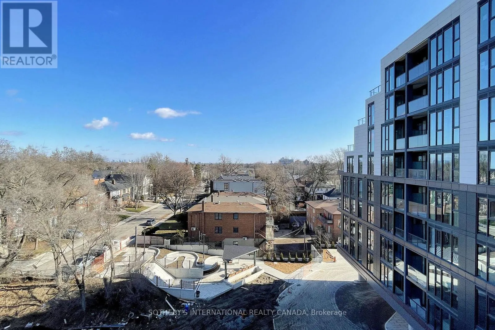 624 - 250 LAWRENCE AVENUE W