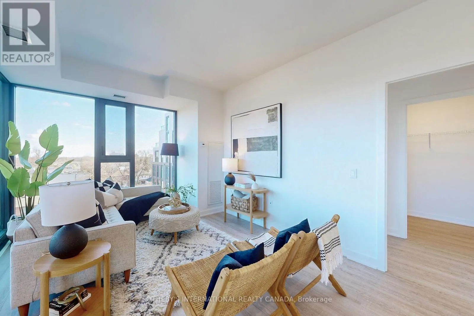 624 - 250 LAWRENCE AVENUE W