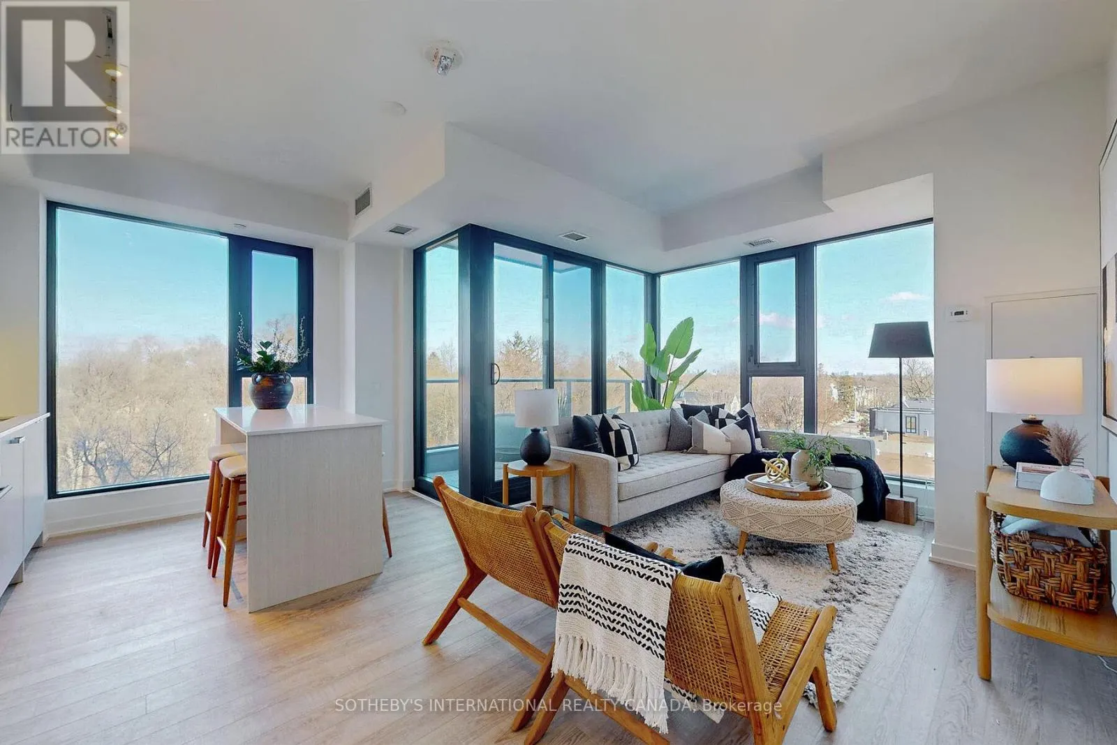 624 - 250 LAWRENCE AVENUE W
