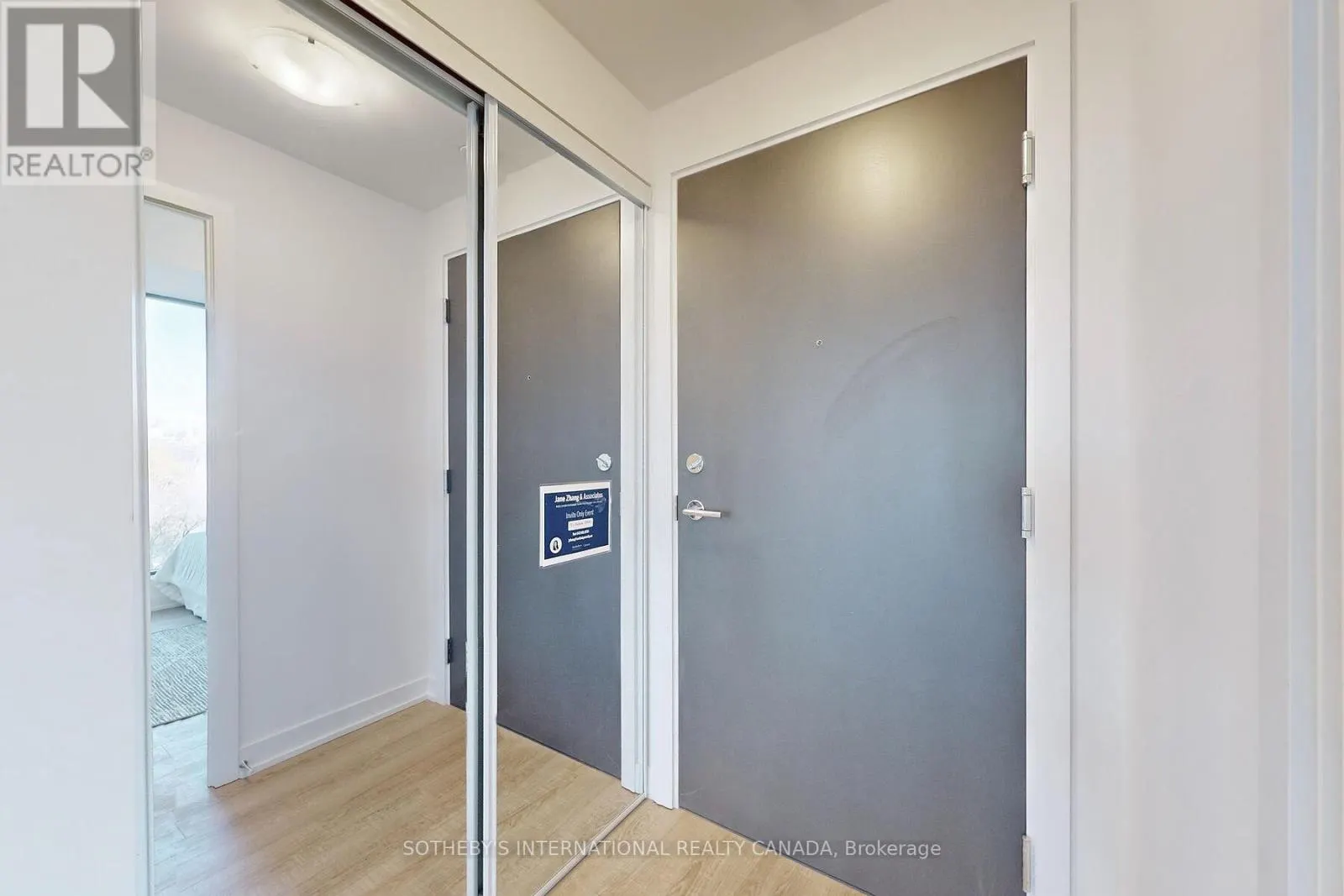 624 - 250 LAWRENCE AVENUE W