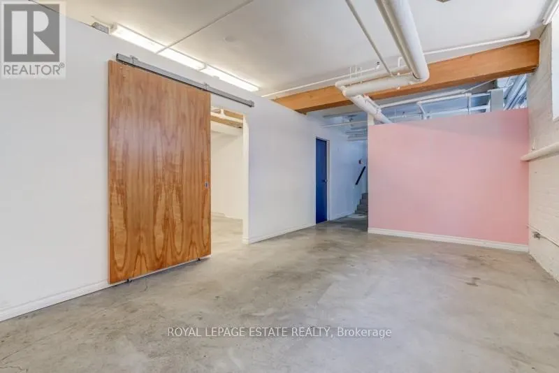 3 - 535 QUEEN STREET E