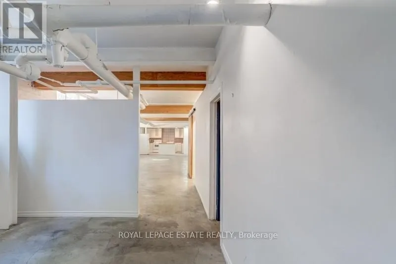 3 - 535 QUEEN STREET E