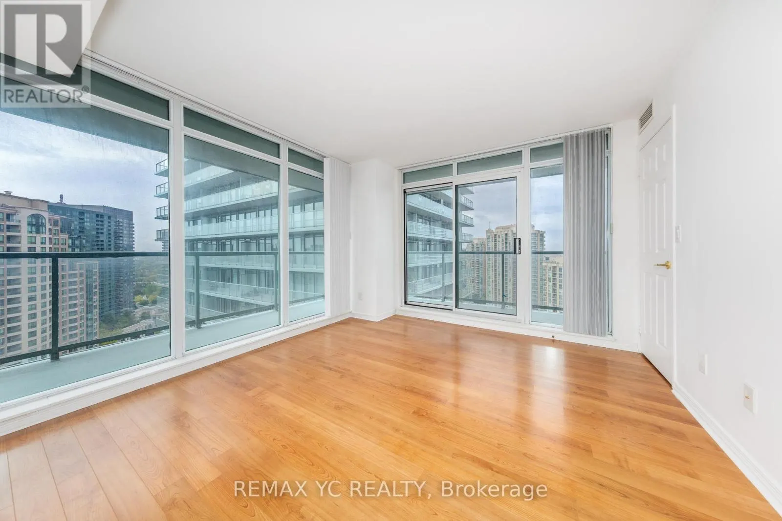 2410 - 5500 YONGE STREET
