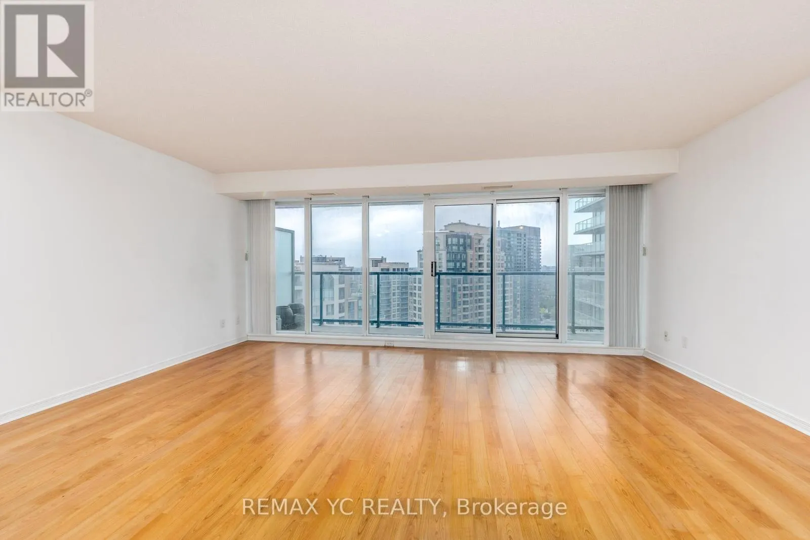 2410 - 5500 YONGE STREET