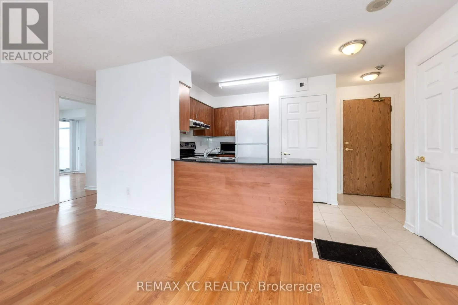 2410 - 5500 YONGE STREET